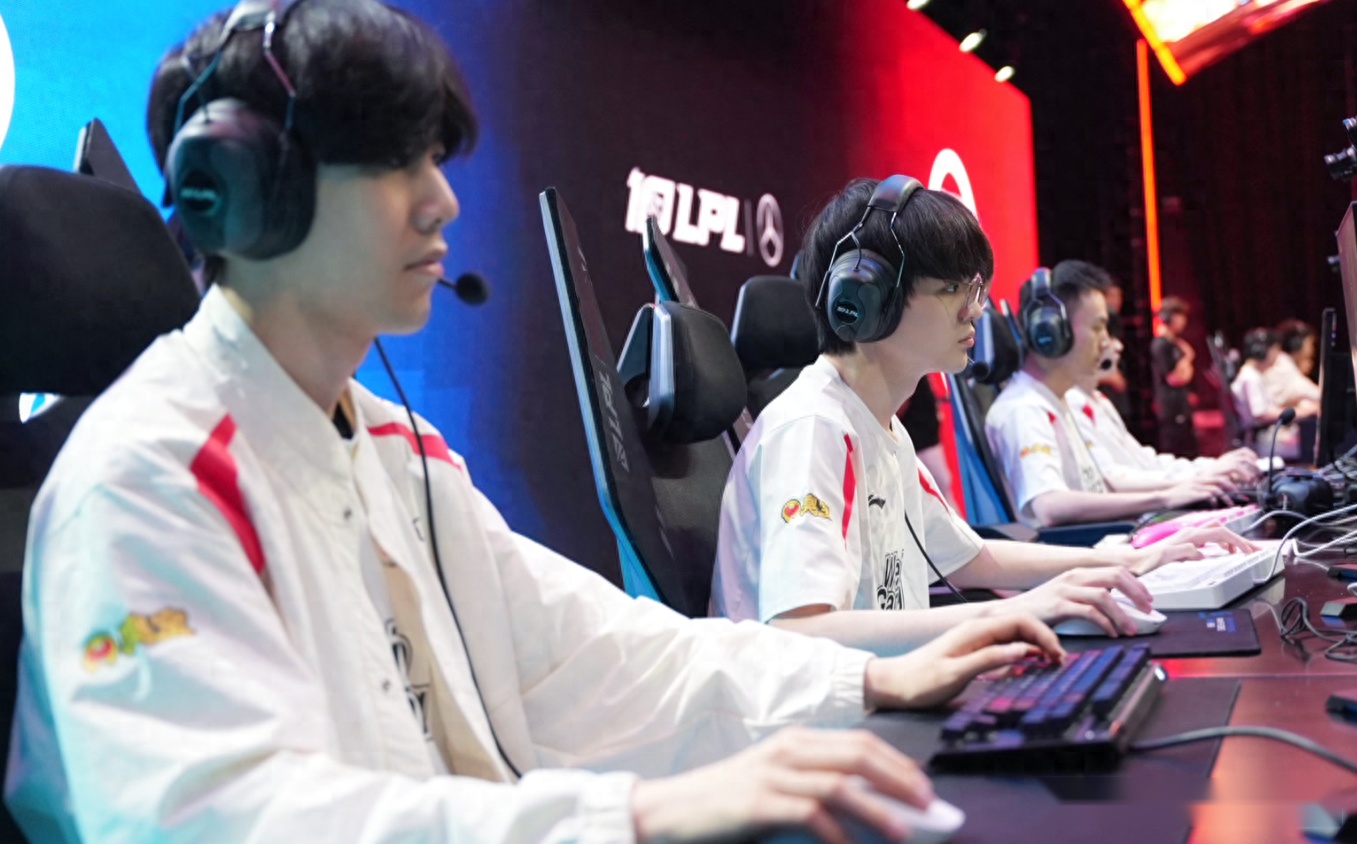 Jiuyou Sports-TheShy在MAD比赛中精彩发挥，高光表现引发热议！-Jiuyou Sports